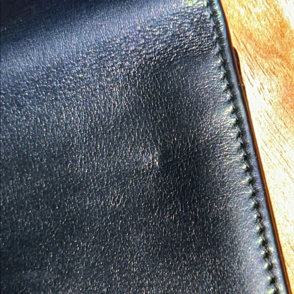 Authentic Gucci Leather Flap Card Case